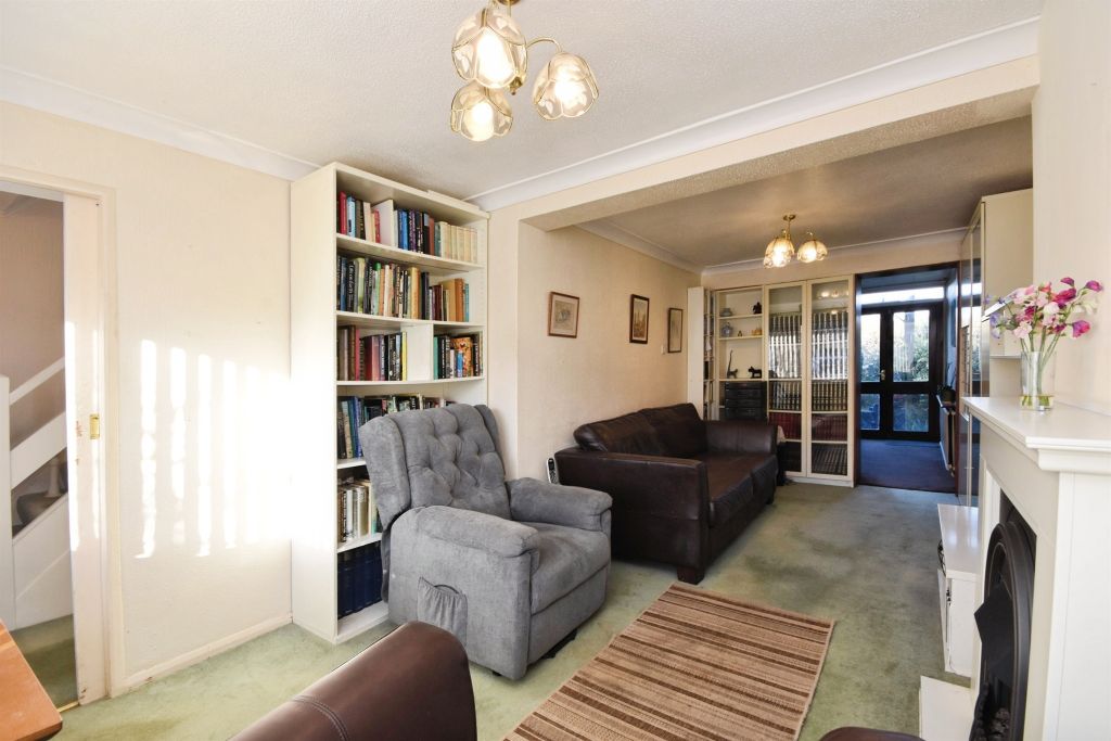 Property photo 2 of 17