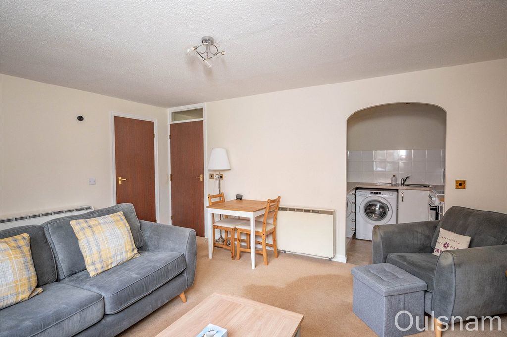 Property photo 3 of 10 Picture No. 06