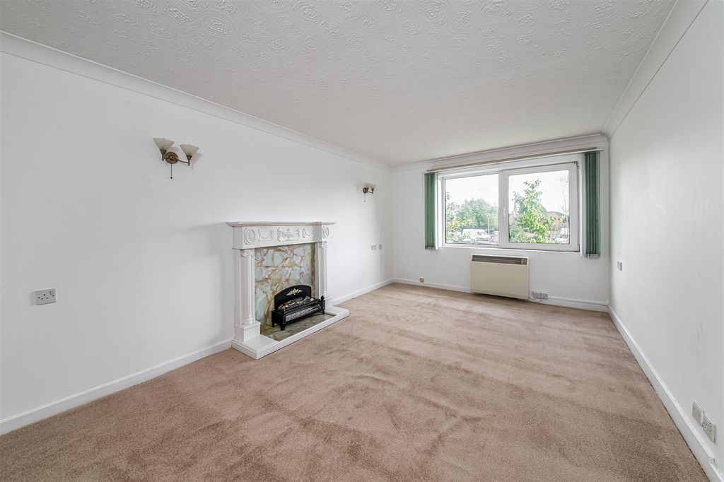 Property photo 2 of 14 Img_3989.Jpg