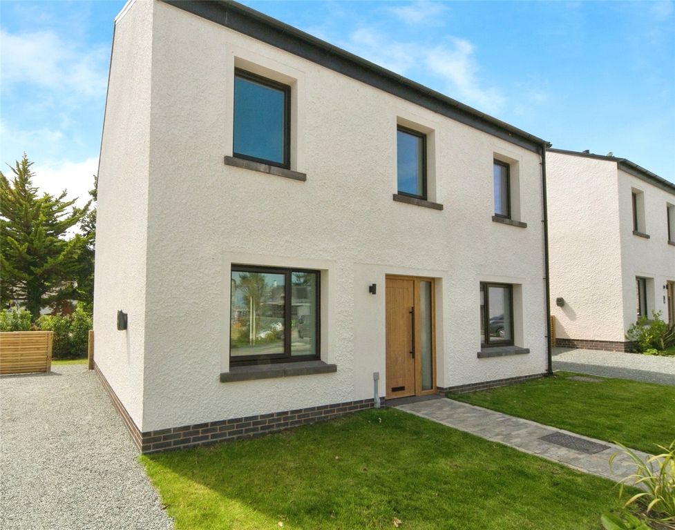 Property photo 1 of 10 Front