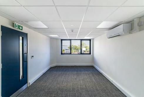 Property photo 3 of 4 Unit 18, Abbey Road Industrial Estate - Offices