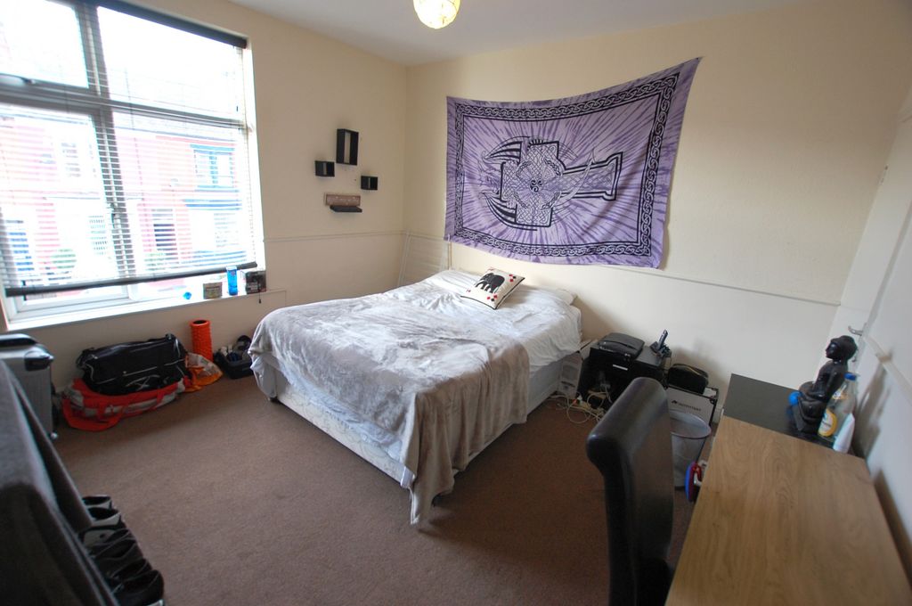 Property photo 3 of 24