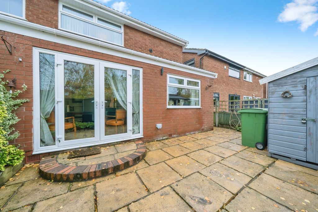 Property photo 3 of 25 3. Rear Aspect