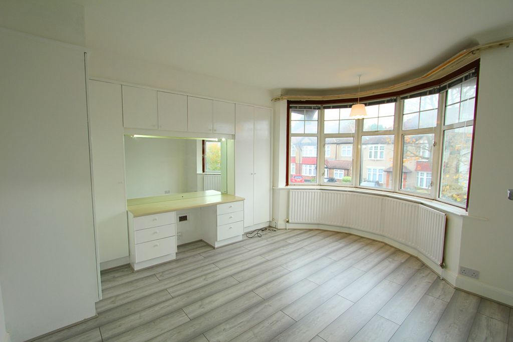 Property photo 3 of 15 Gallery