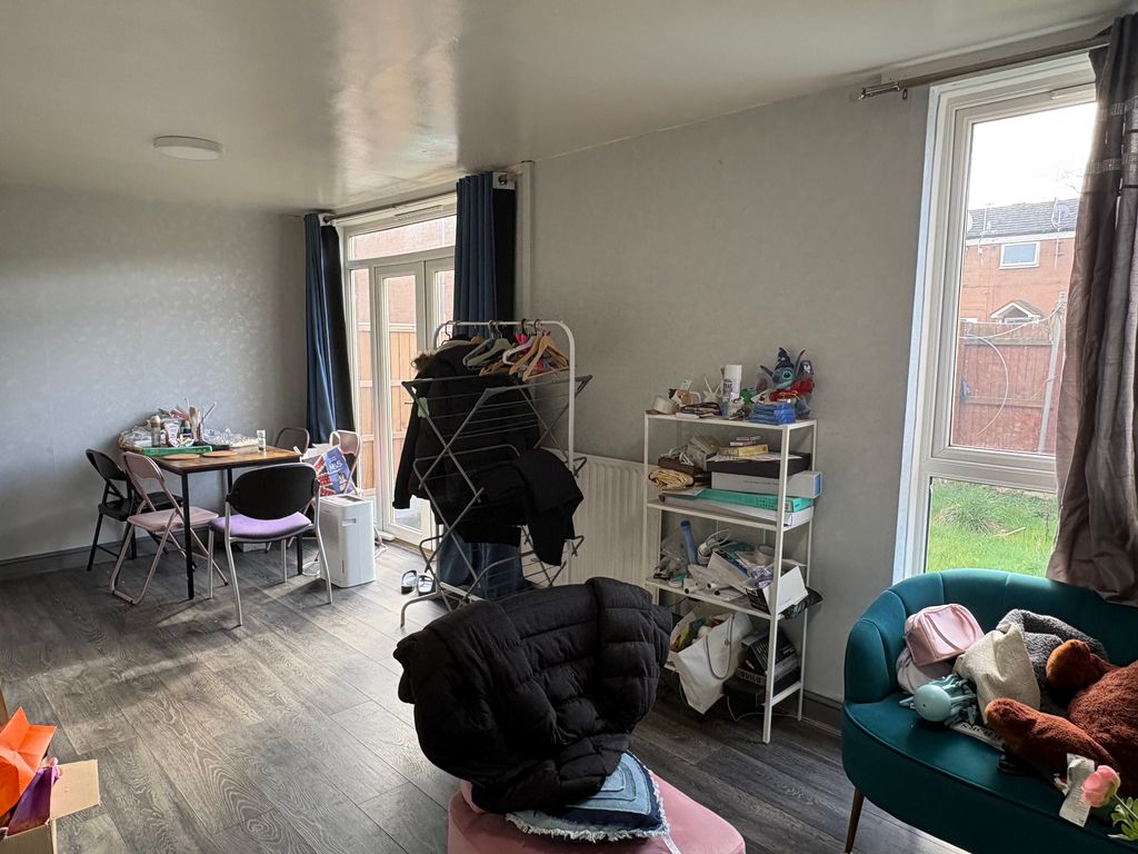 Property photo 2 of 6 Img_5527