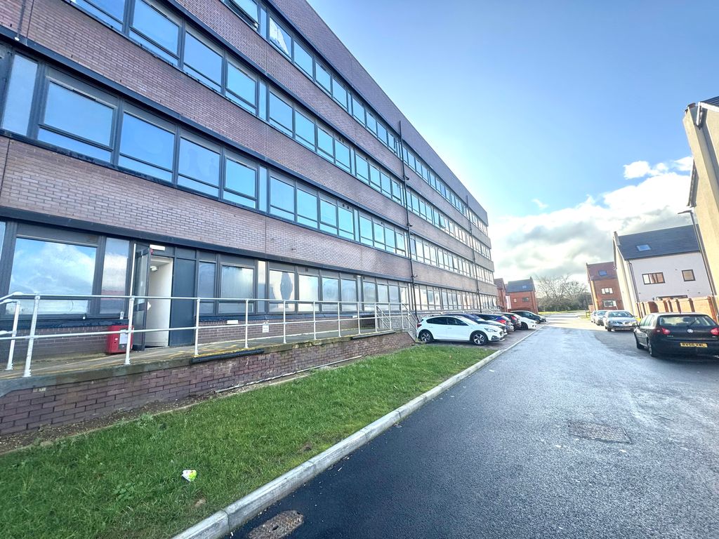 Property photo 1 of 6 Front