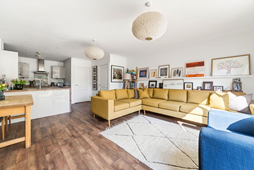 Property photo 3 of 22 5088413