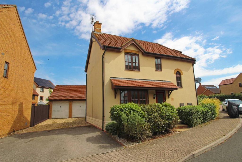 Property photo 1 of 16 27Edz.Jpg