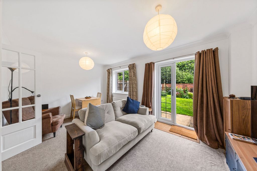 Property photo 3 of 23