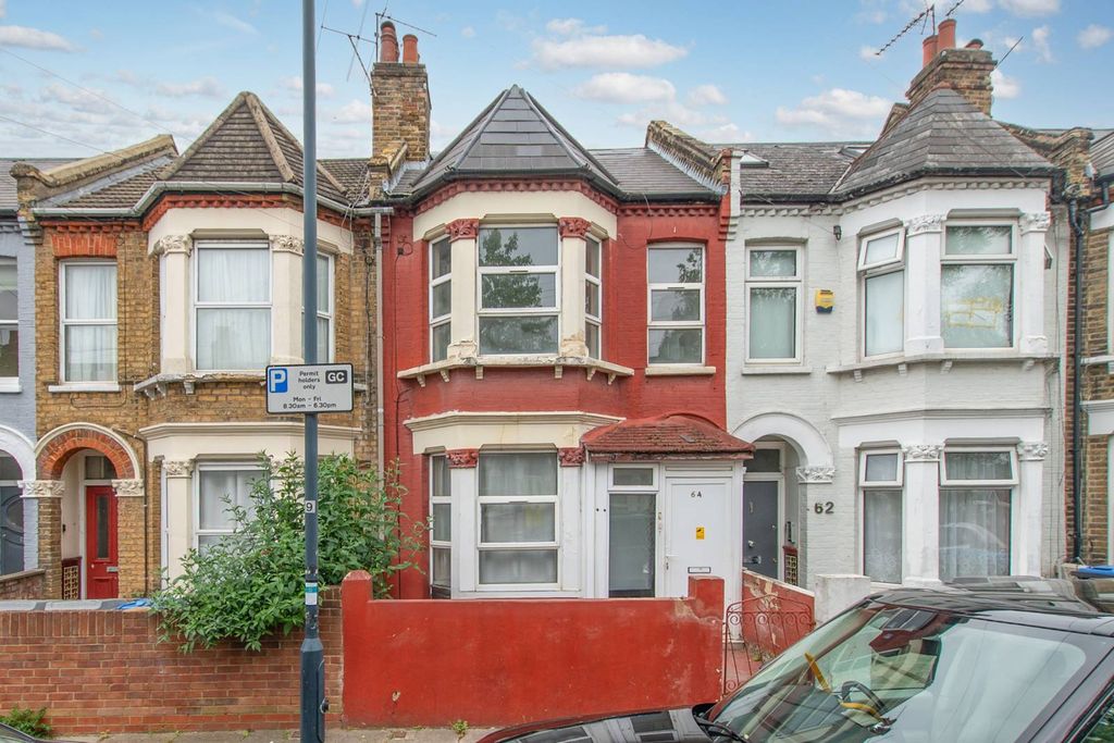 Property photo 2 of 10