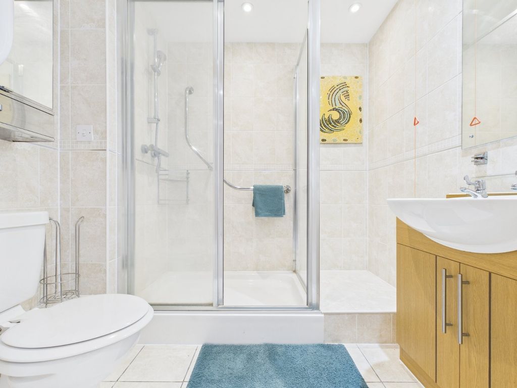 Property photo 3 of 15 Shower Room
