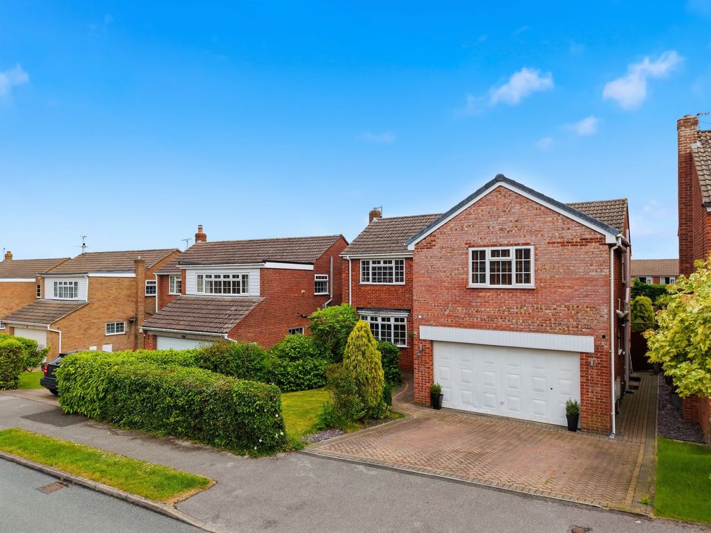 Property photo 1 of 39