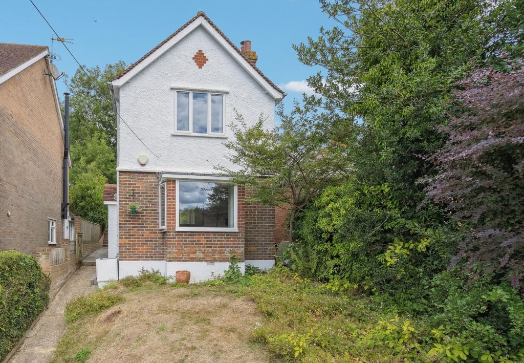 Property photo 1 of 23 White Cottage
