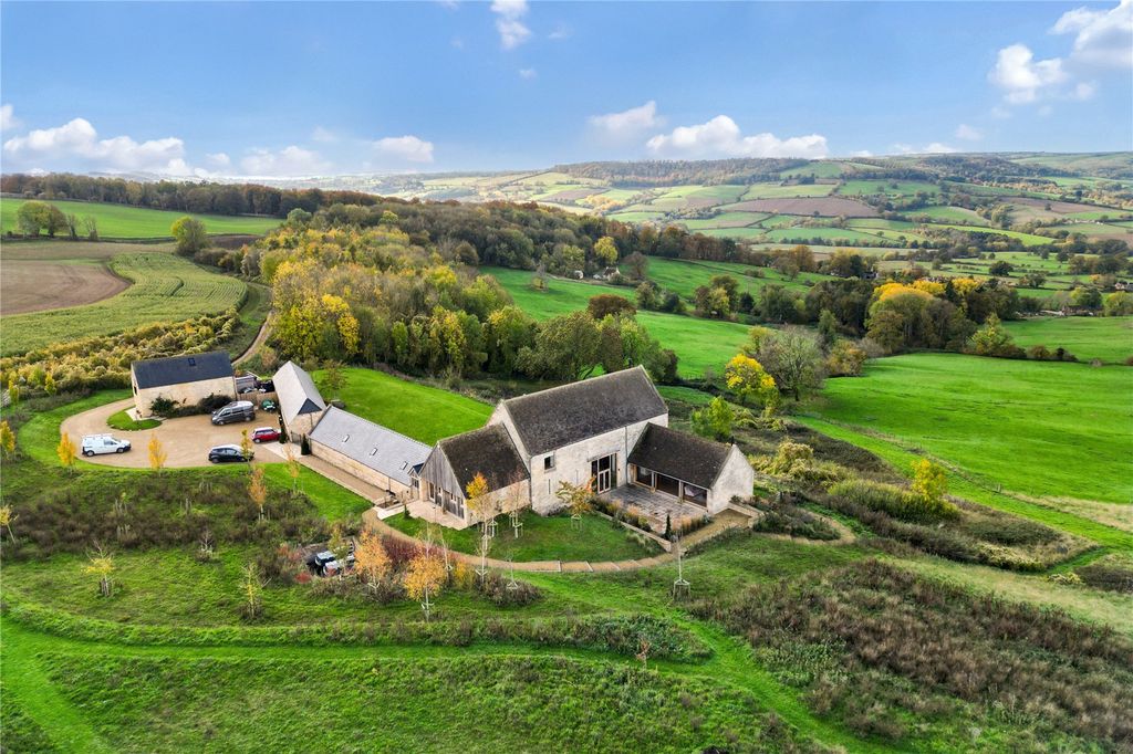 Property photo 1 of 32 Picture No. 36