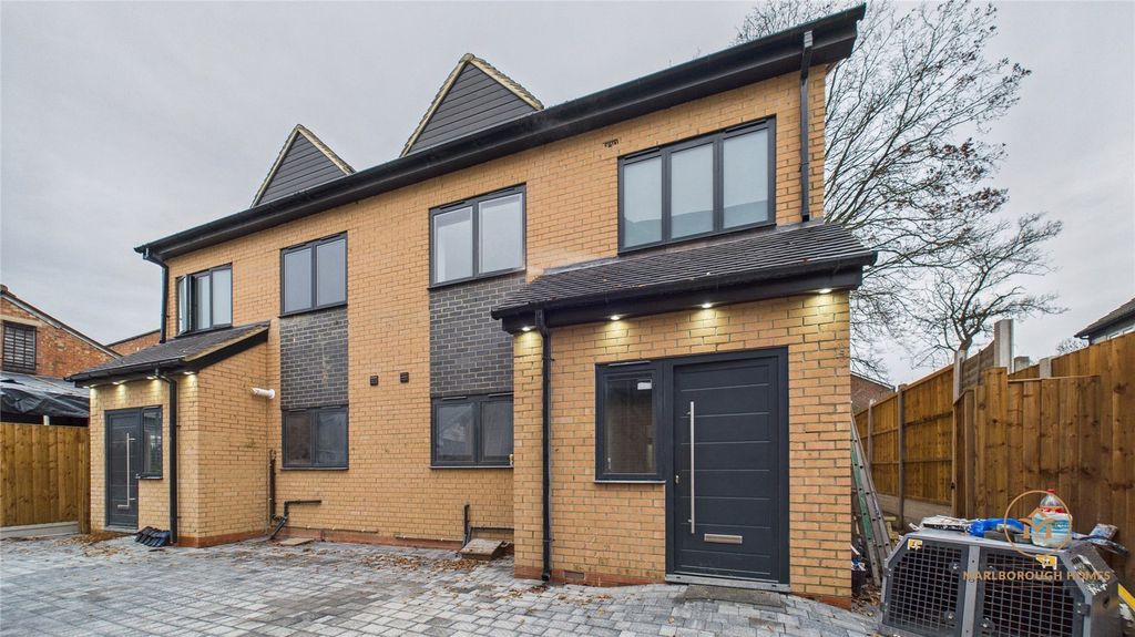 Property photo 1 of 11 Picture No. 10