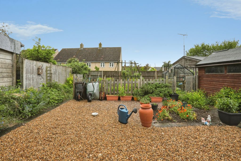 Property photo 2 of 18