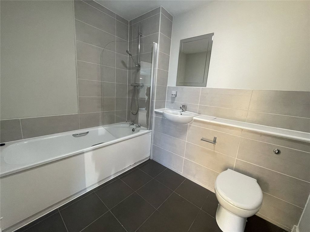 Property photo 3 of 6 Picture No. 01