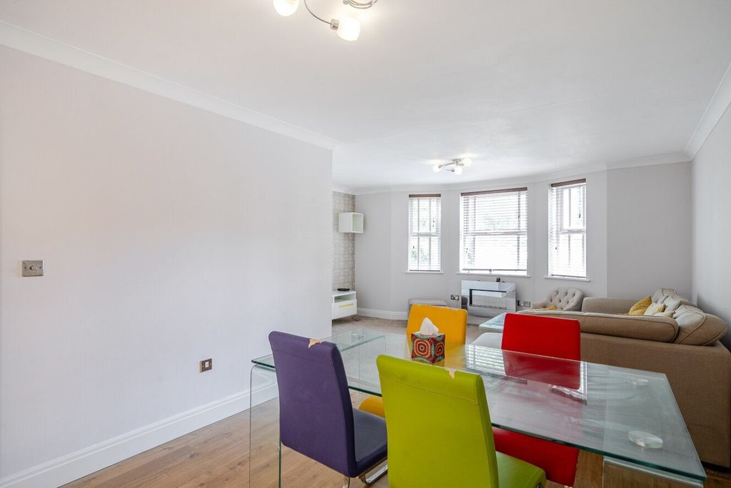 Property photo 3 of 16 Picture No. 16