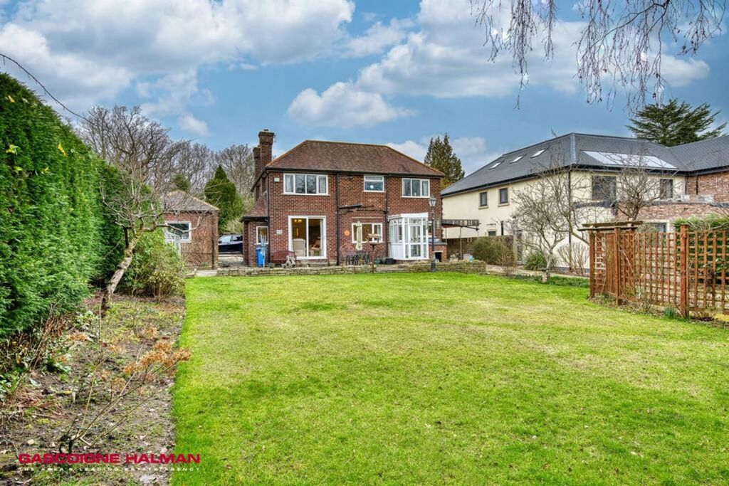 Property photo 3 of 29 Rear Garden