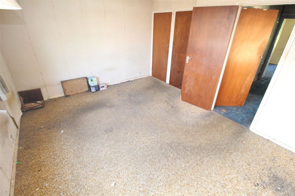 Property photo 3 of 7 Picture No. 02