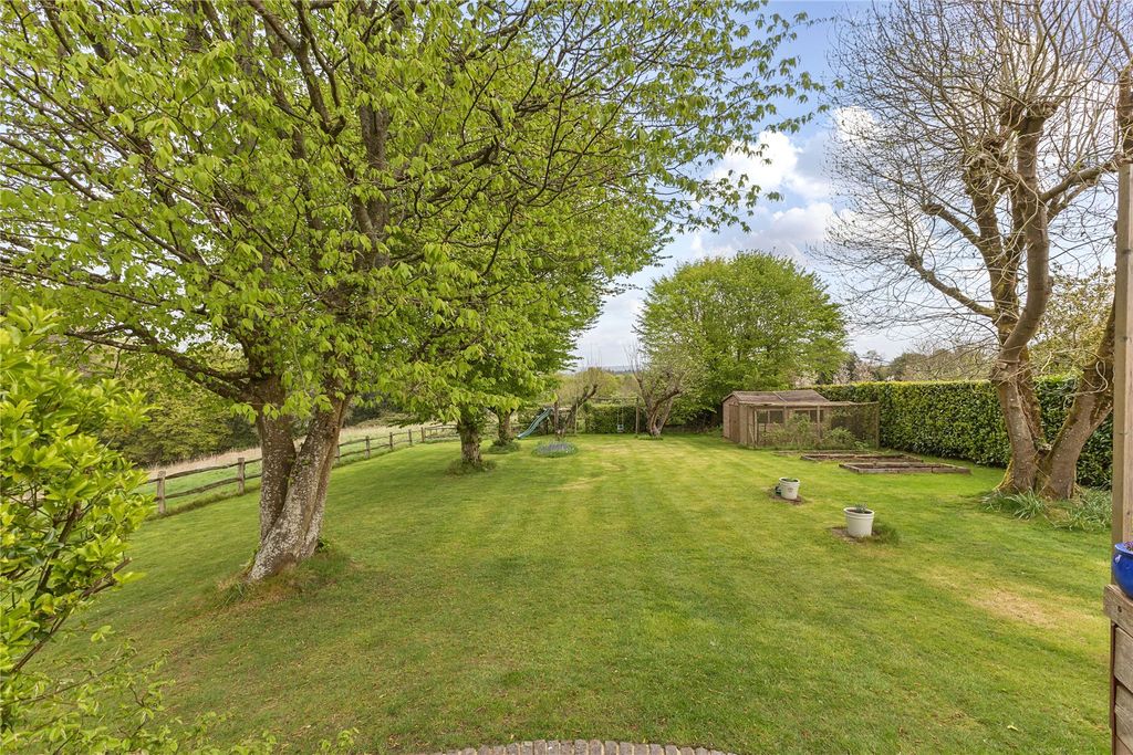 Property photo 2 of 39 Picture No. 07