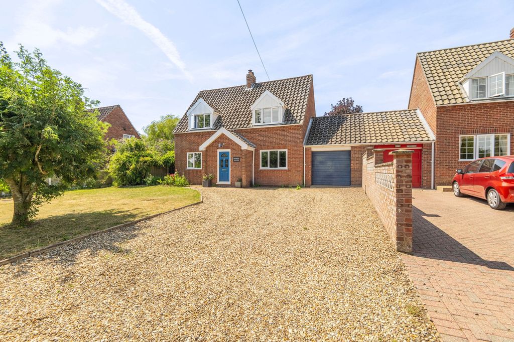 Property photo 1 of 23