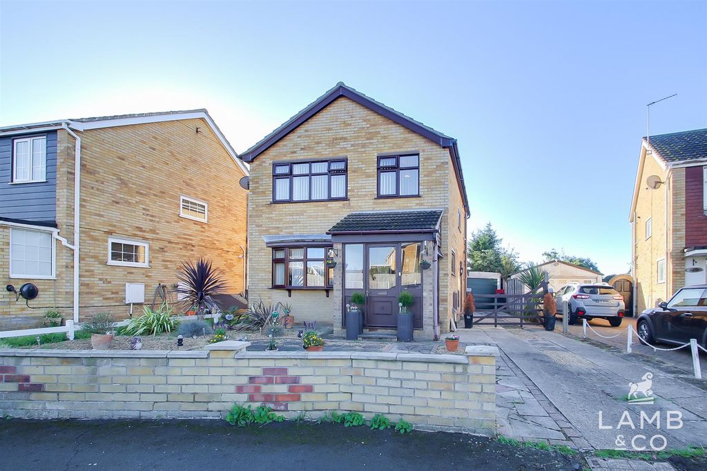 Property photo 1 of 15