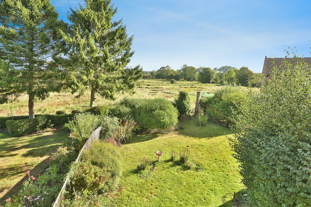 Property photo 3 of 16