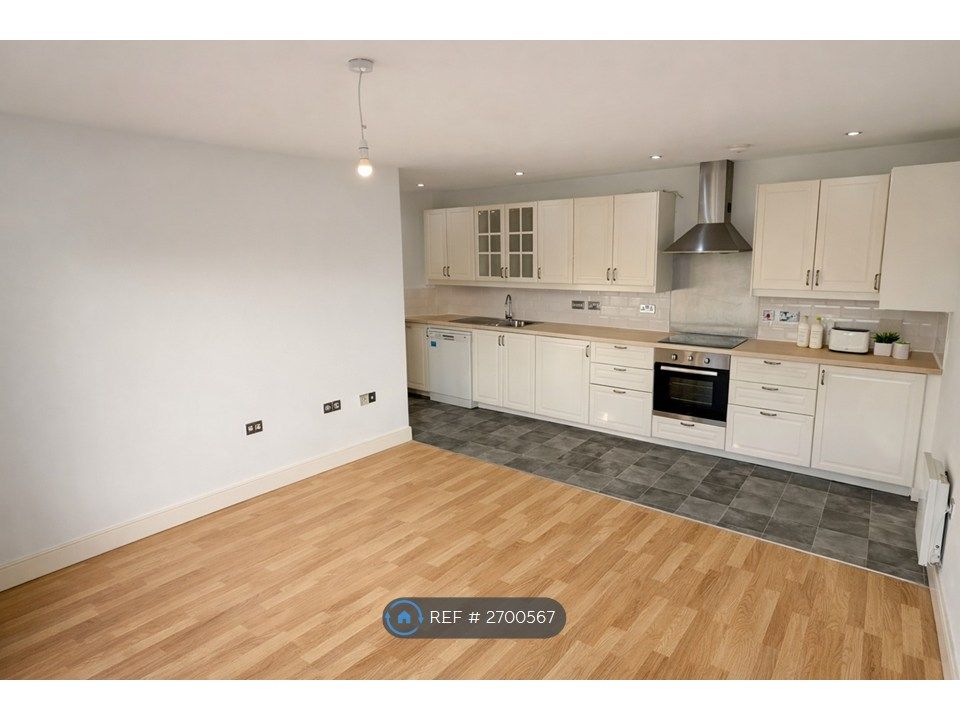 Property photo 1 of 11 Open Plan Lounge