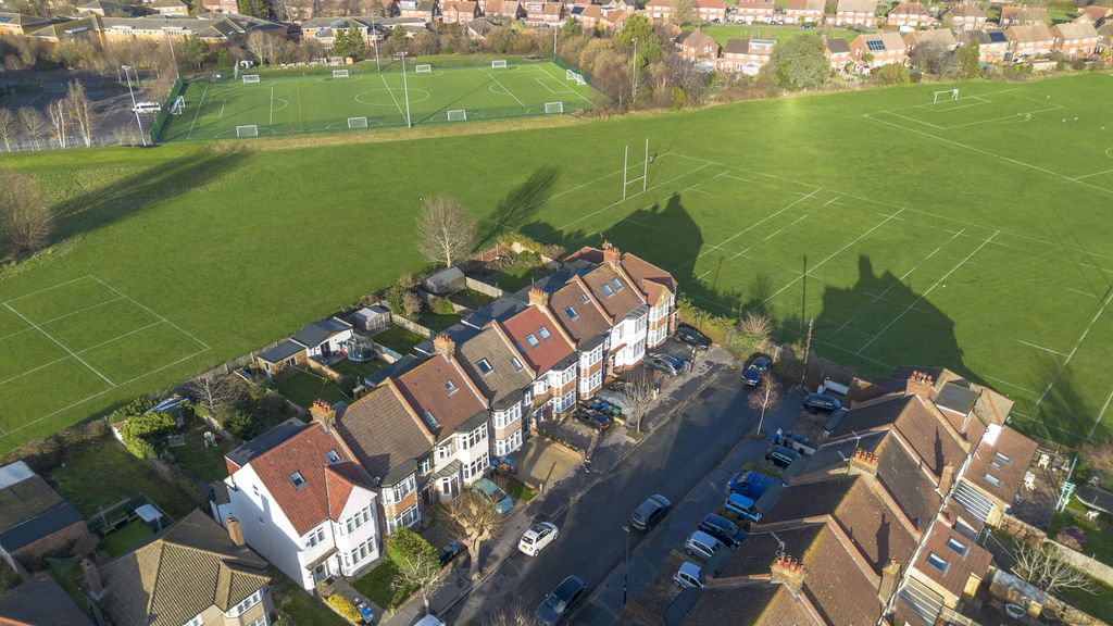 Property photo 1 of 21 Exterior