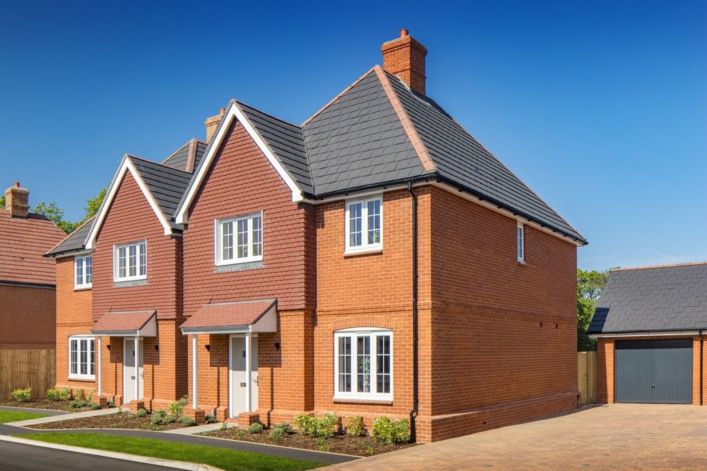 Property photo 1 of 12 Knightwood Chase, Fordingbridge