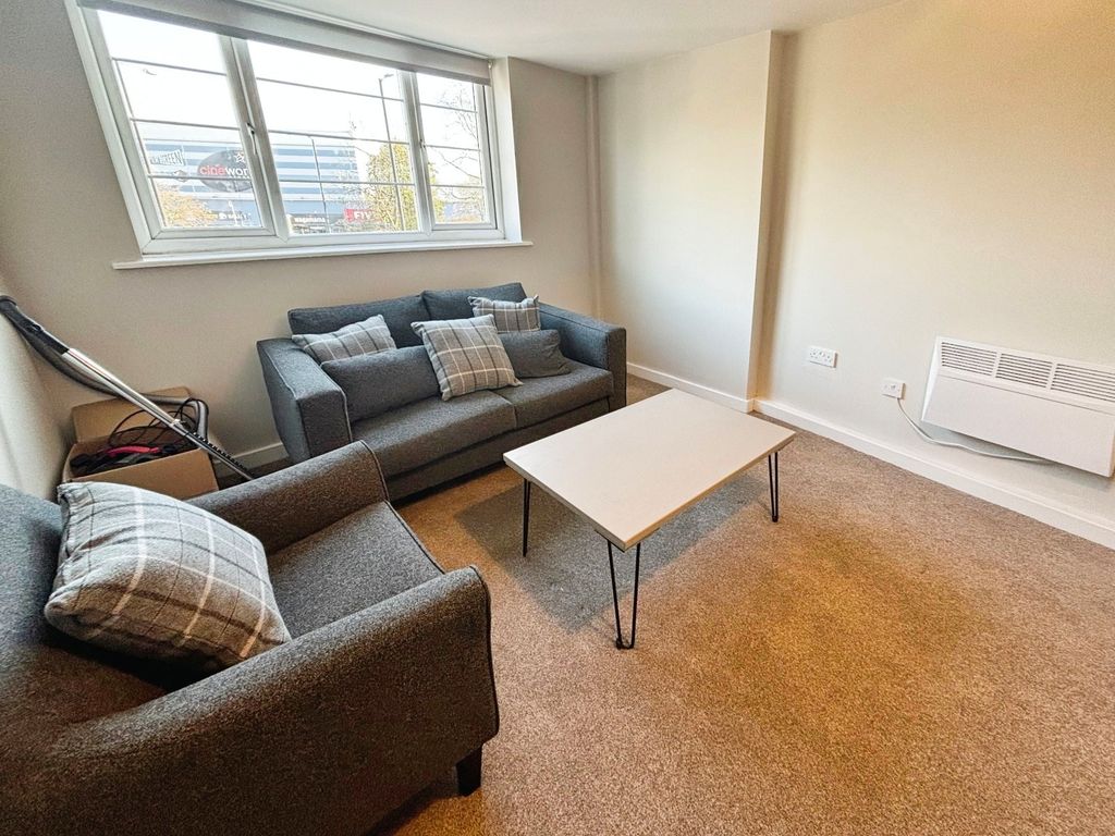 Property photo 2 of 12 Picture No. 28