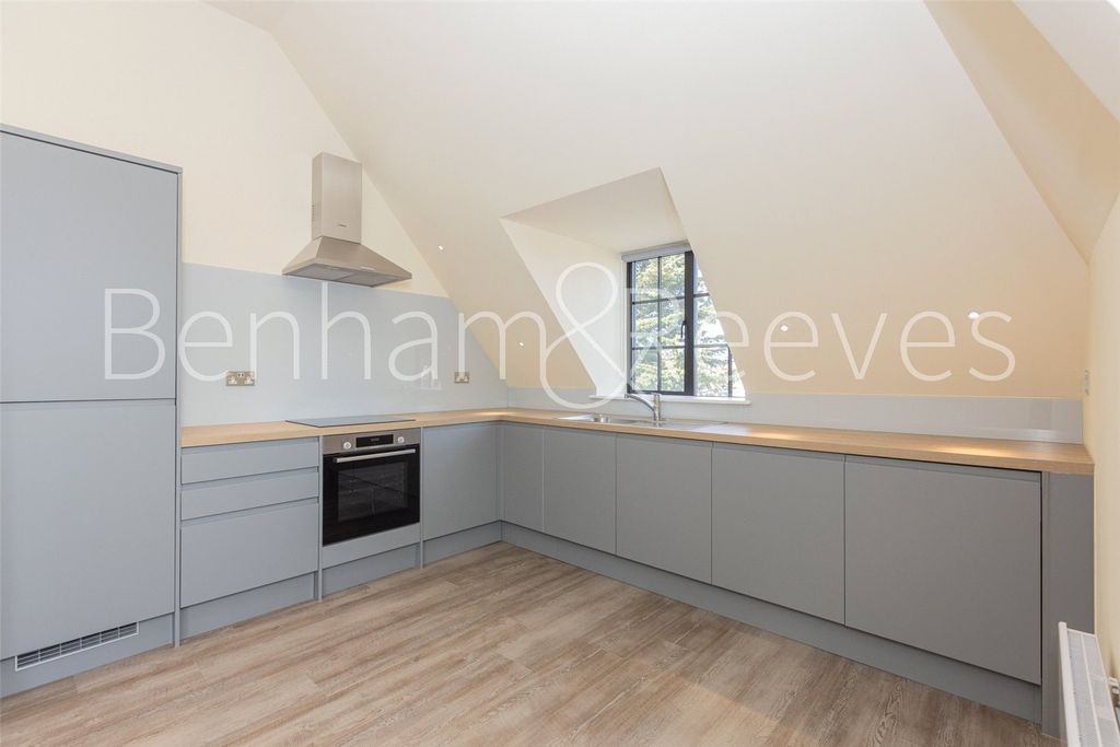 Property photo 2 of 14 Picture No. 06