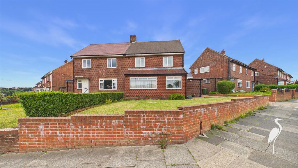 Property photo 1 of 33