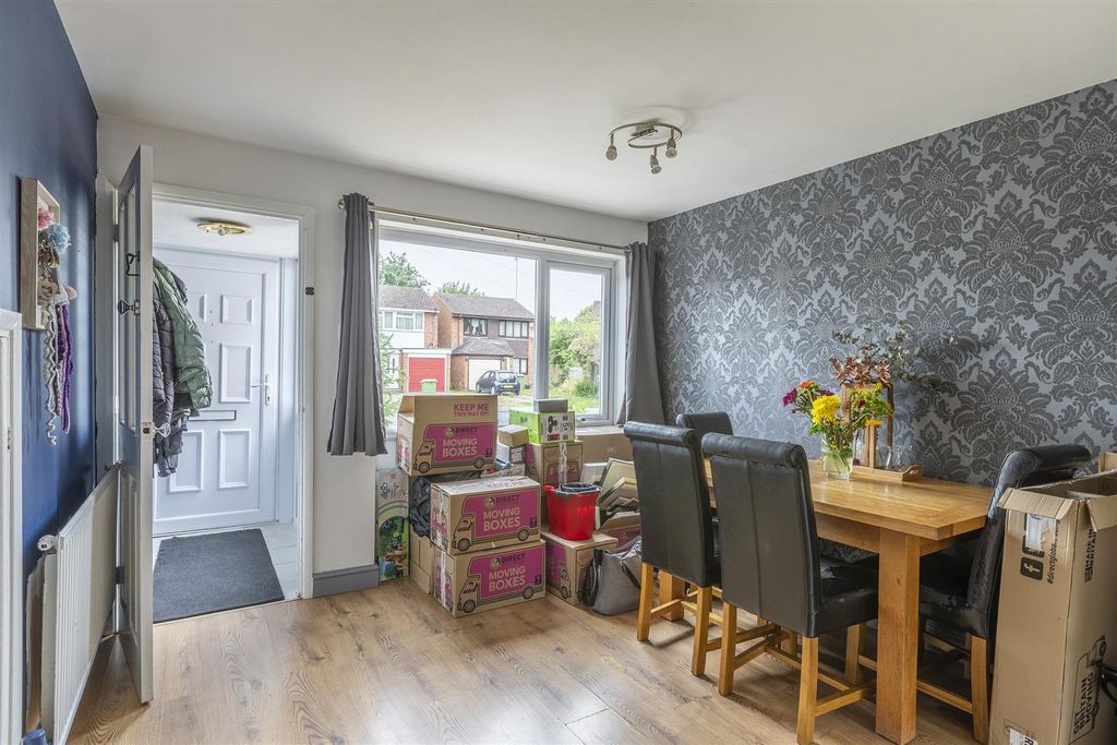 Property photo 2 of 16 Dining Room