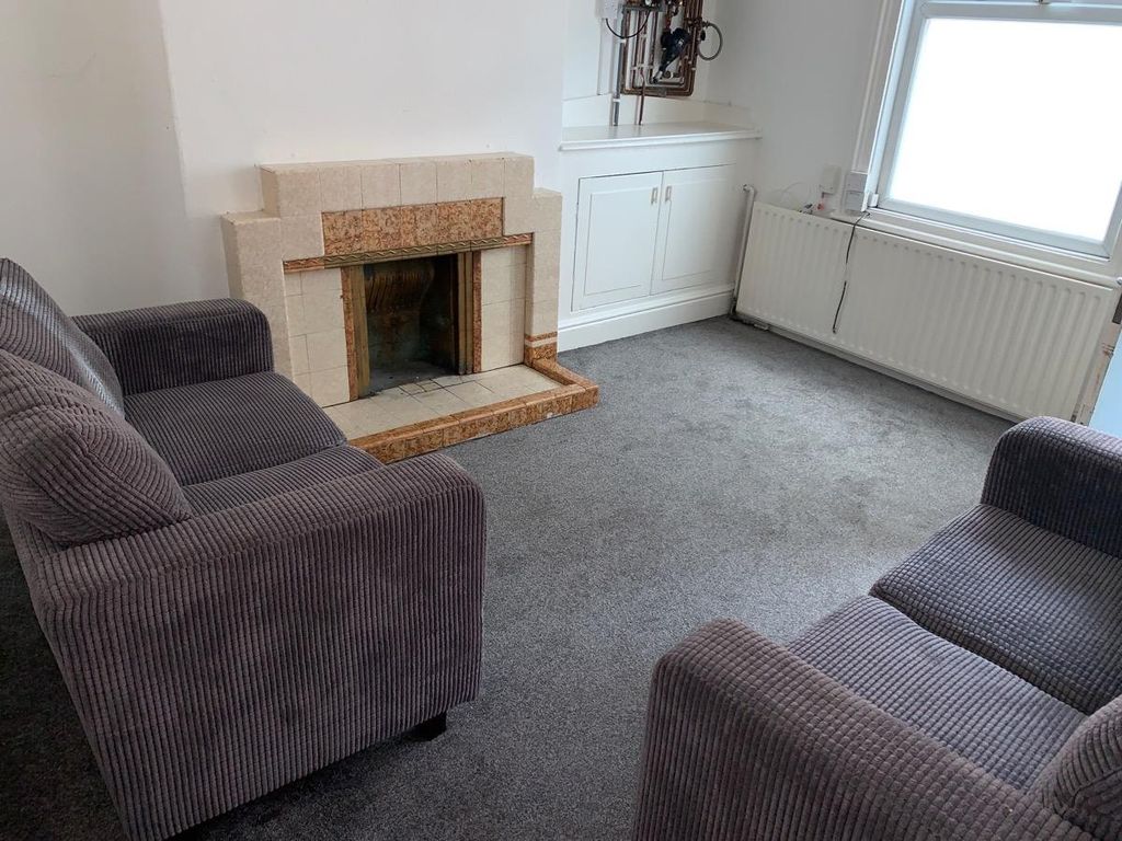 Property photo 2 of 3