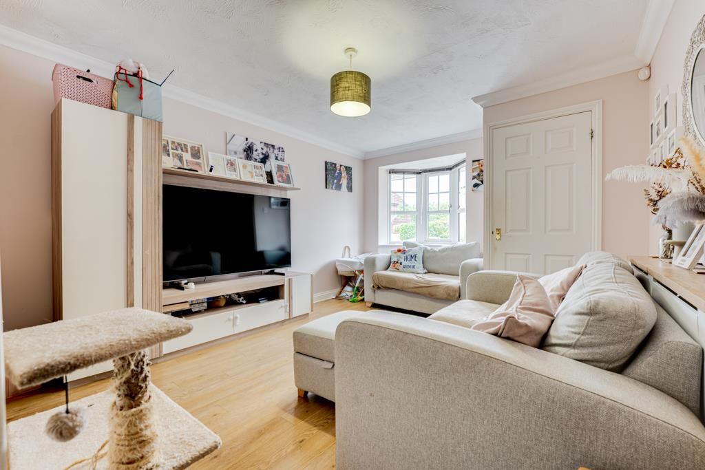 Property photo 3 of 27 14 Newstead Court, Kettering-26.Jpg