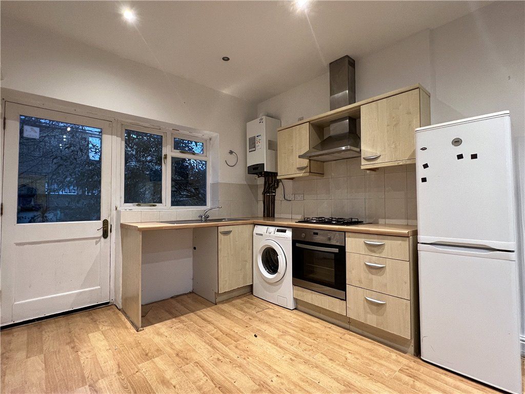 Property photo 2 of 16 Kitchen