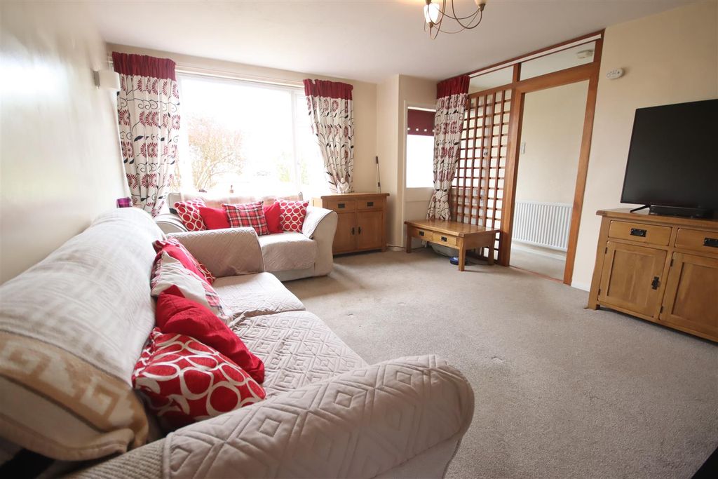 Property photo 2 of 14 Img_0348.Jpg