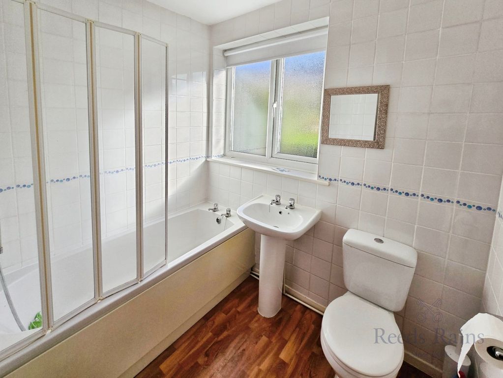 Property photo 3 of 8 Picture No. 19