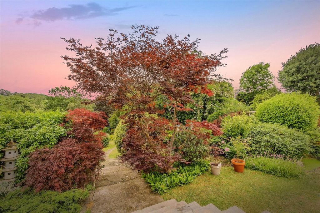 Property photo 3 of 24 Picture No. 29