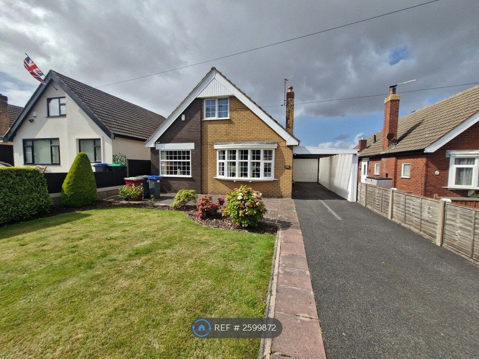 Property photo 2 of 11