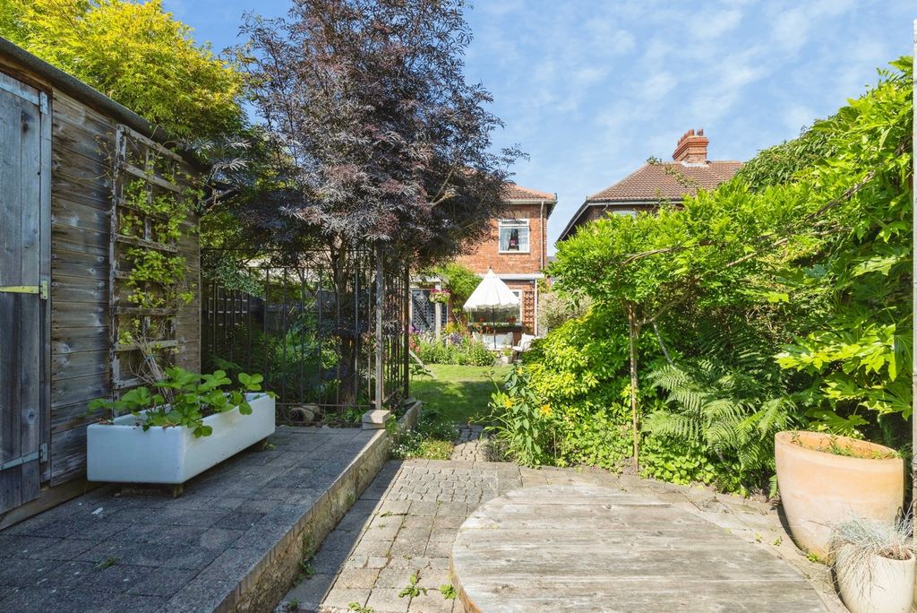 Property photo 2 of 16 Pbox-Img.Jpg