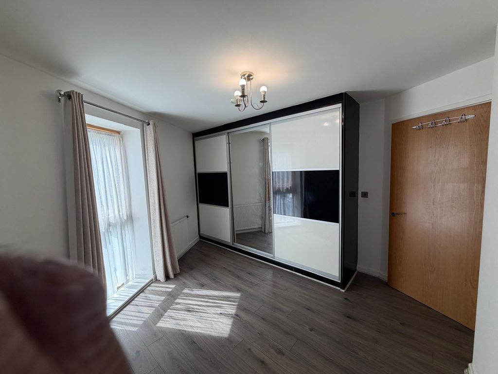 Property photo 2 of 13 Photo 1