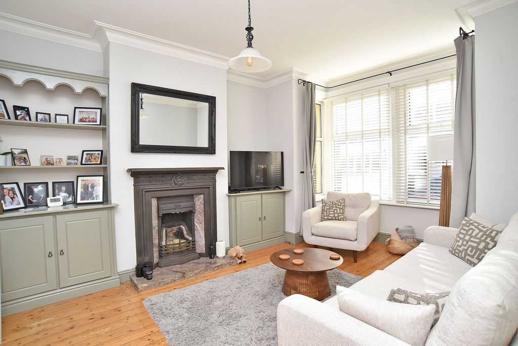 Property photo 2 of 15