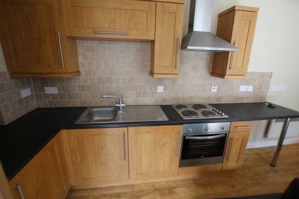 Property photo 3 of 6 Picture No. 02