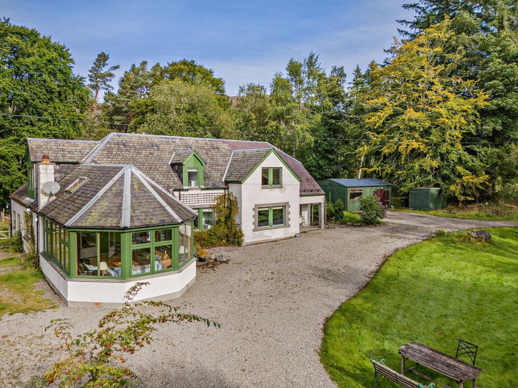 Property photo 1 of 31 The Keepers