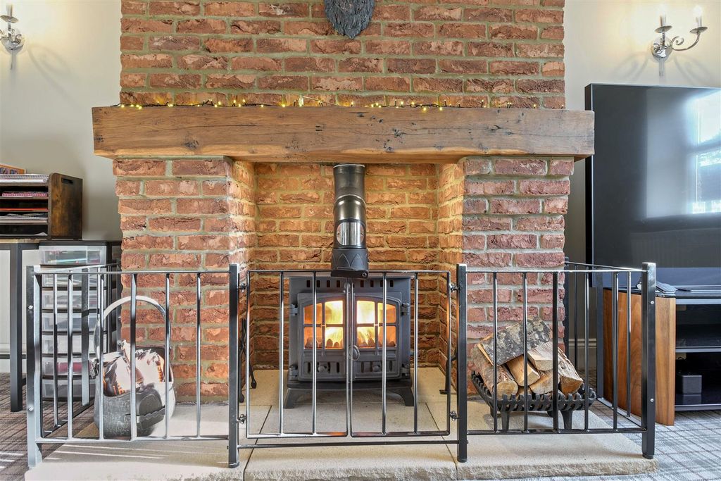 Property photo 3 of 43 Fireplace