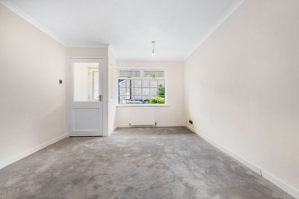 Property photo 2 of 18 Picture No. 06