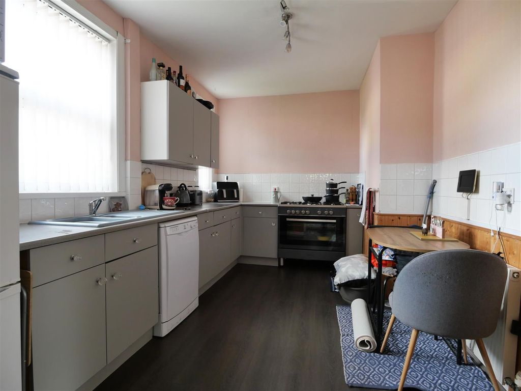Property photo 3 of 11 K 1.Png